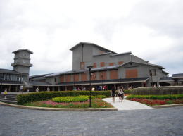 國立傳統藝術中心展示館及戲劇館和曲藝館